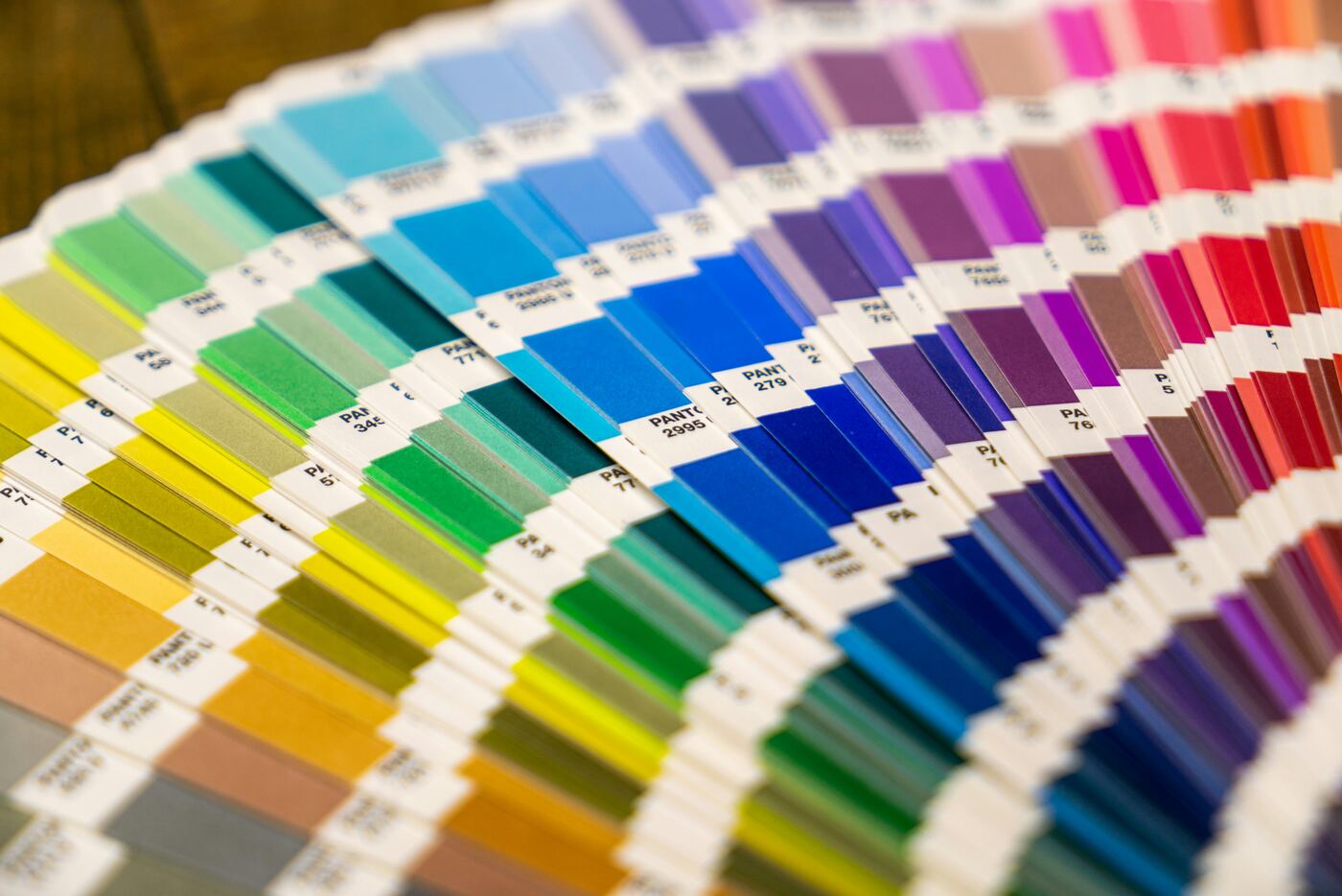 Multi-colour offset line